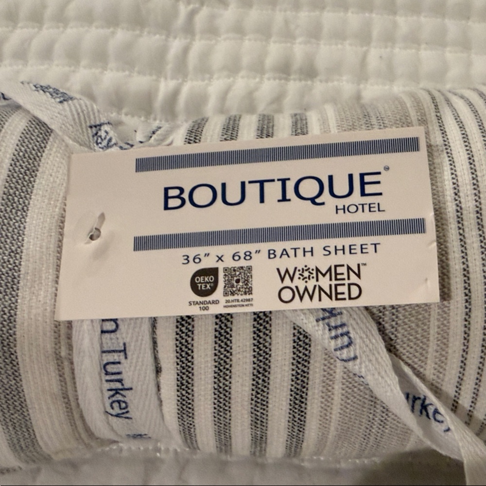 Boutique Hotel Turkish Cotton Bath Sheet 36x68 Gray White Stripe Luxury Towel - Picture 3 of 5